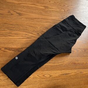 Lululemon capris